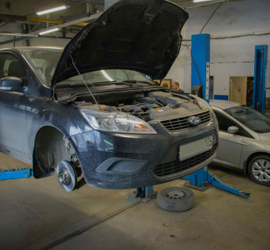 Замена промежуточного охладителя наддувочного воздуха Ford B-Max 1.0 EcoBoost 120 л.с. 2012-2015
